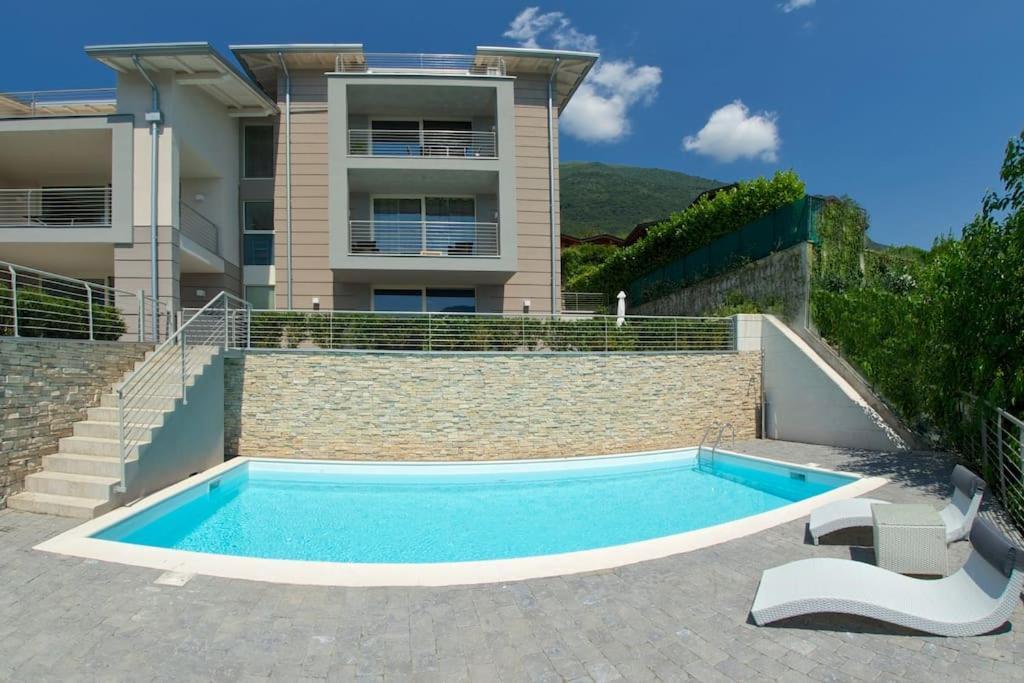 Apartmán Residenza Simona Mezzegra Exteriér fotografie