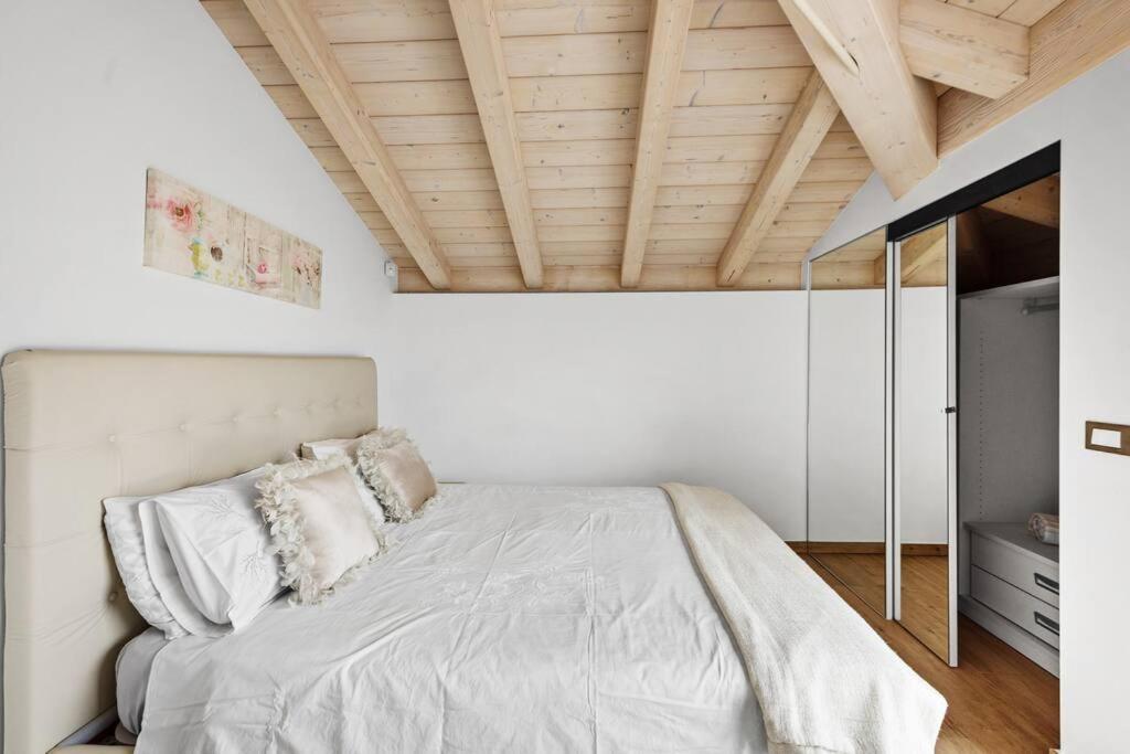 Apartmán Residenza Simona Mezzegra Exteriér fotografie