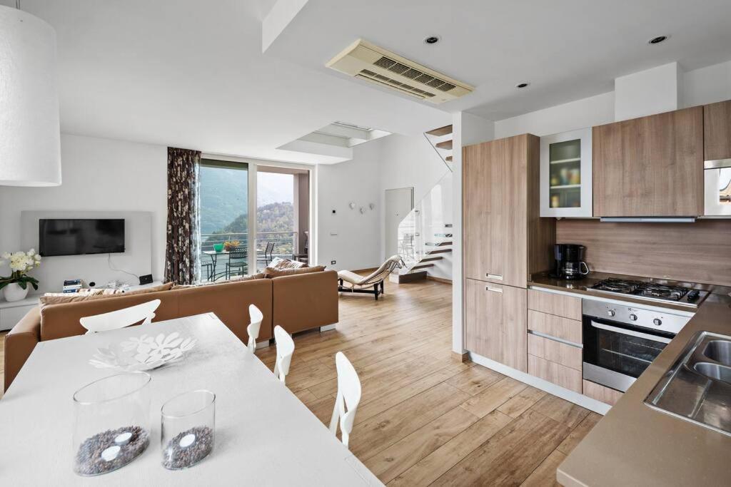 Apartmán Residenza Simona Mezzegra Exteriér fotografie