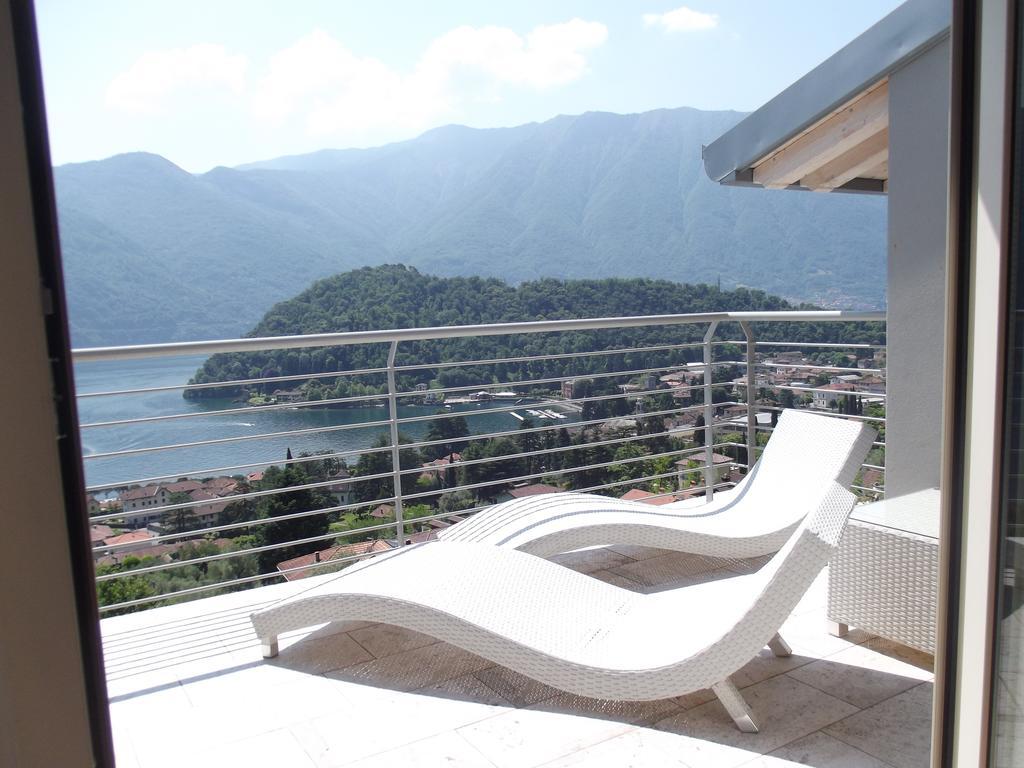 Apartmán Residenza Simona Mezzegra Pokoj fotografie