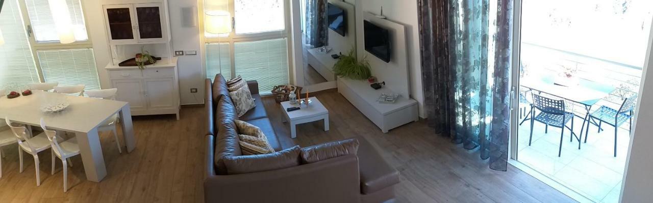 Apartmán Residenza Simona Mezzegra Exteriér fotografie